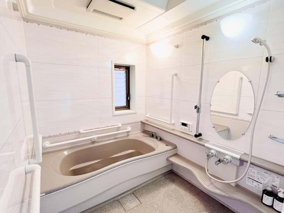 ひねもす101:宇野駅から車で5分 直島へ 最大8名様 古民家 Apartman Tamana Kültér fotó